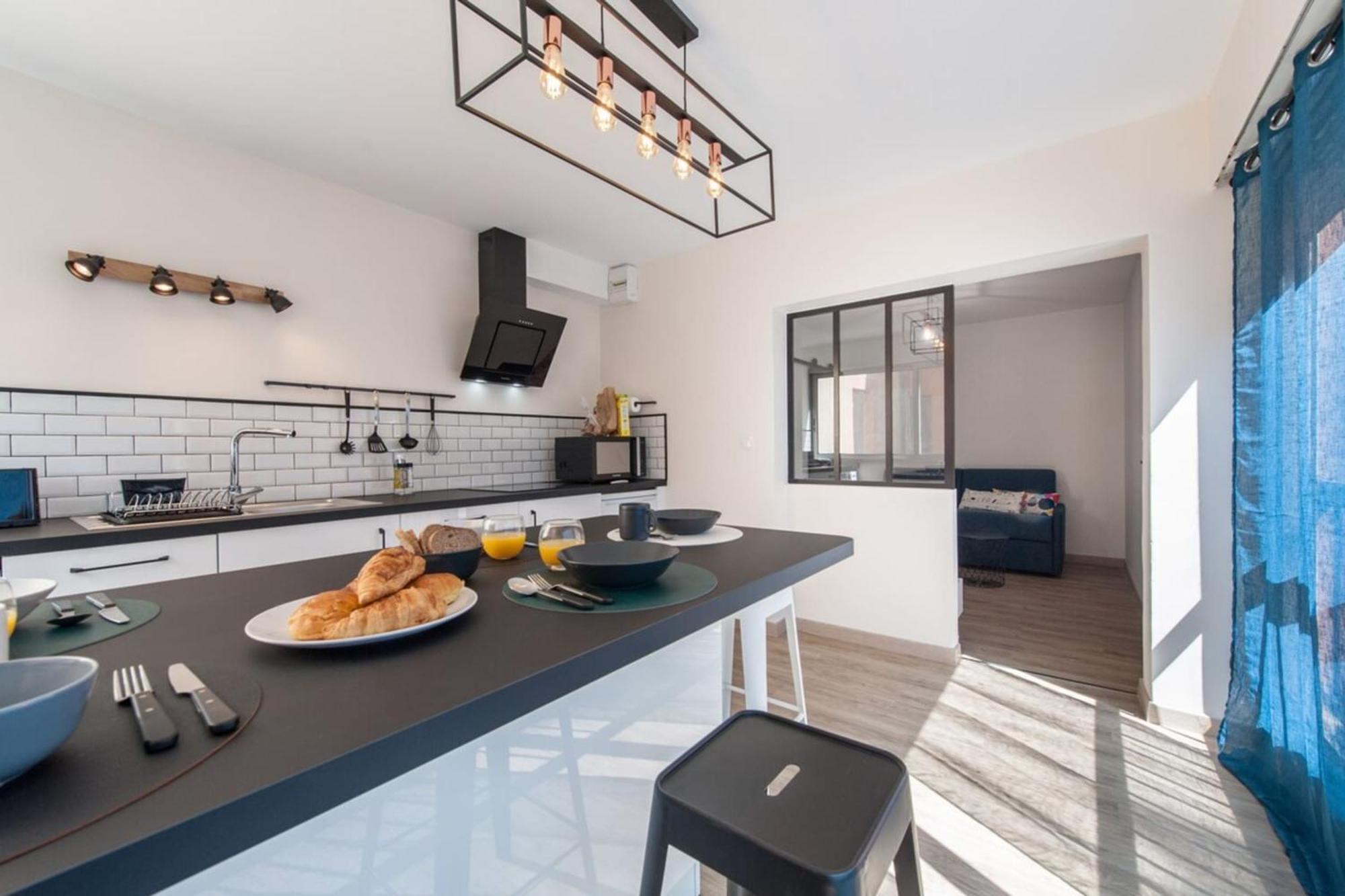 شقة Cosy La Baie Des Anges - Plage La Ciotat - Classe 3 Etoiles المظهر الخارجي الصورة